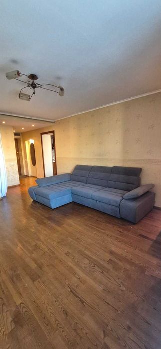 Оренда 3-кімнатної квартири 120 м.кв.біля метро «Палац Україна» Антоновича,122
