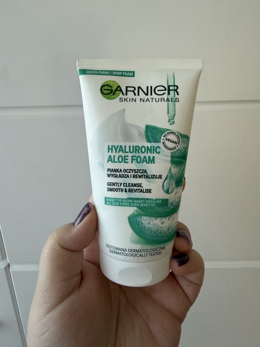Oczyszczająca pianka do mycia twarzy z aloesem Garnier 150 ml nowa
