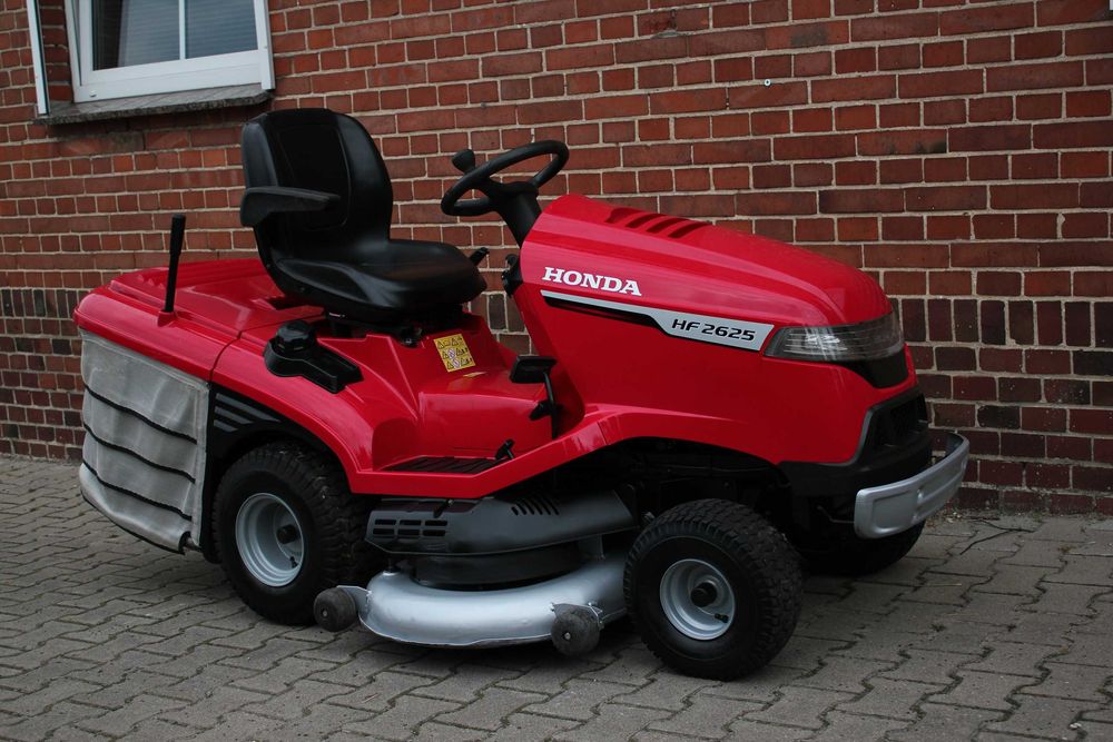 Honda 2625 V2 TRAKTOREK Kosiarka