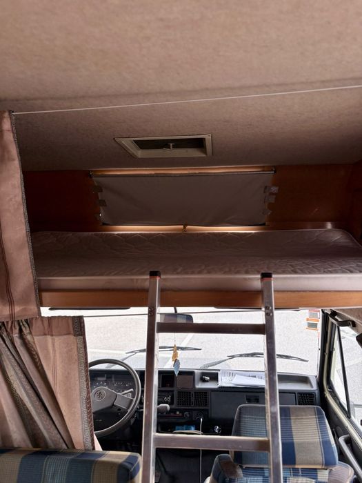 Autocaravana Peugeot J5 Pilote-  6 lugares