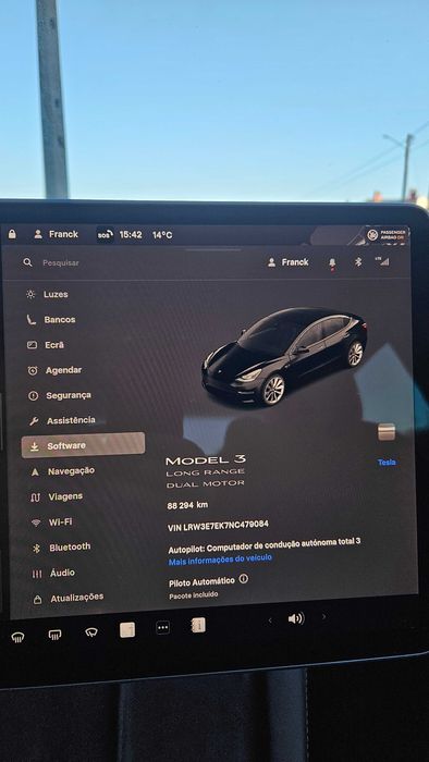 Tesla Model 3 Long Range AWD Dual Motor