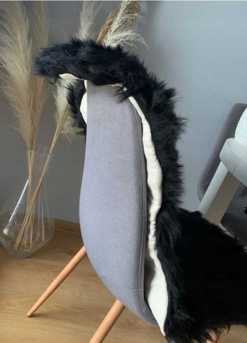 Mały ozdobny miękki dywanik "skóra owcza"