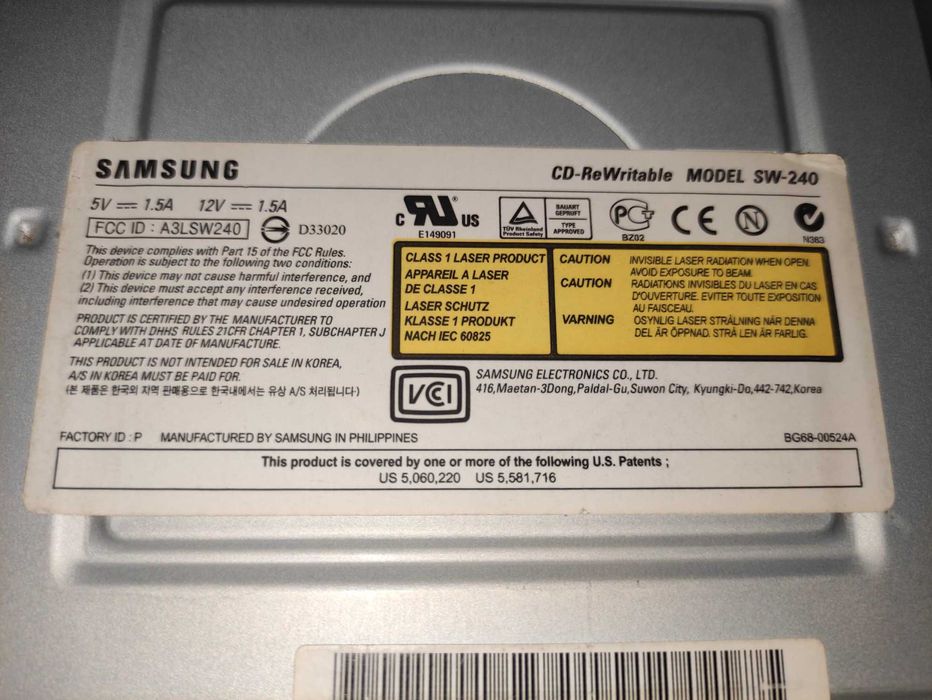 3 Drives 5.25'' Samsung LG