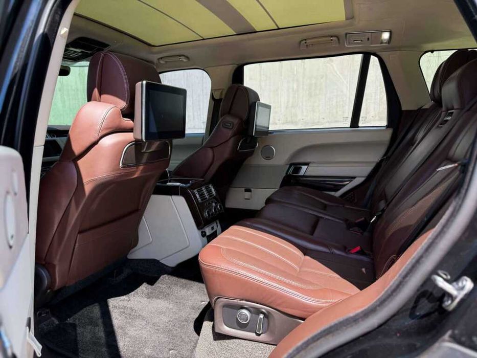 Wynajem luksusowego samochodu Range Rover w Warszawie