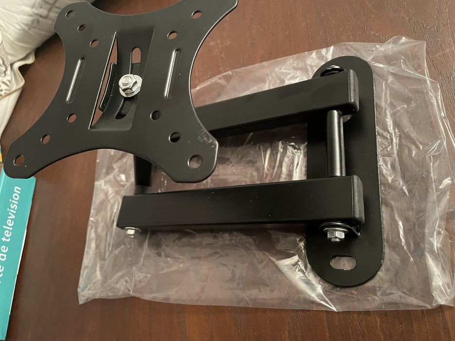 Articulating TV Mount for 10–30 Inches – New!64729607059843121