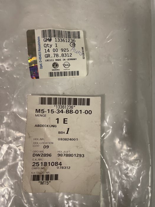 Opel Zafira C / kierownica powietrza osłona przód  / ORG.