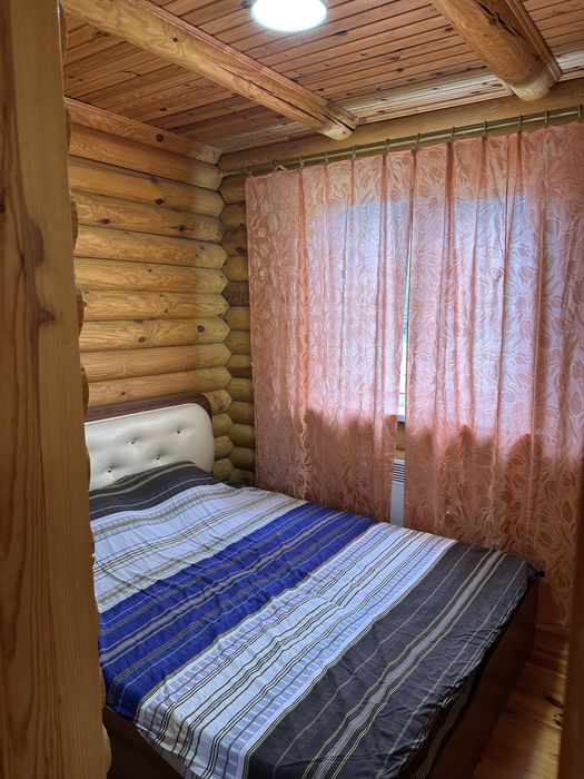 Продам экодом(дачу) под Киевом (новую) из бревна с участком