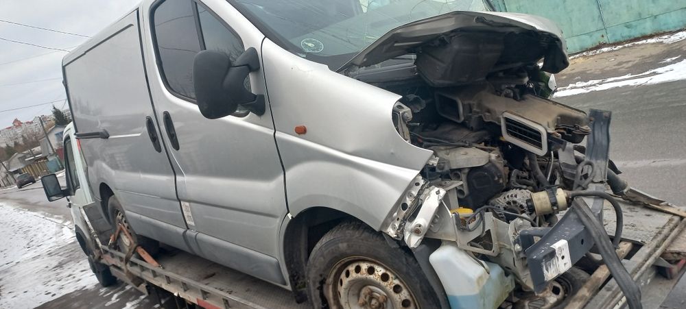 Рено Трафік 1.9 після Дтп