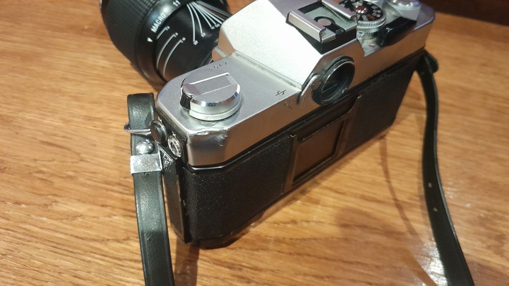 Aparat analogowy KONICA Autoreflex  T3