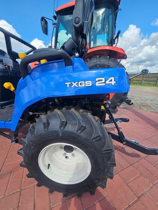 Ciągnik ISEKI TXGS 24 - 4WD, hydrostat, traktor komunalny (minitraktorek) 23KM