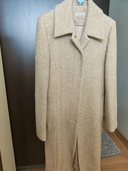 Płaszczyk beżowy przejściowy rozm. 38