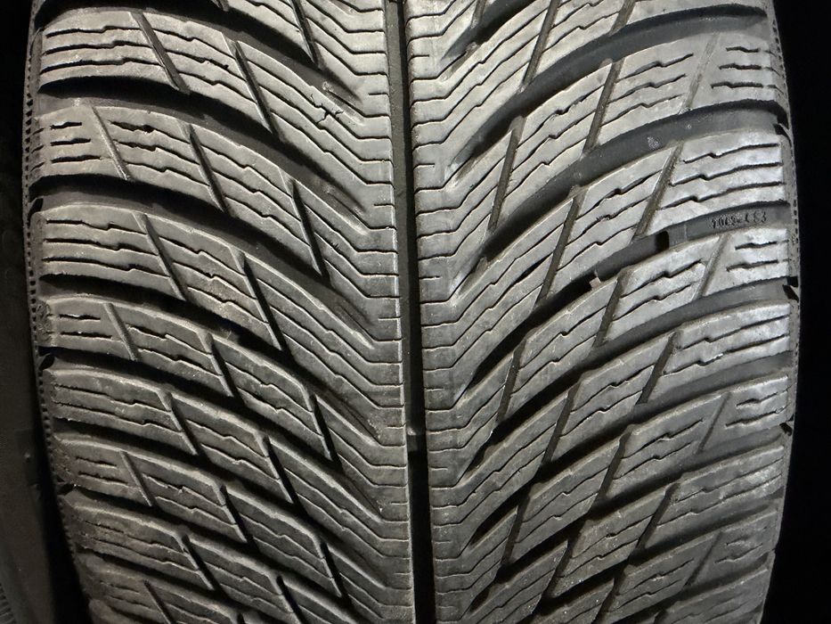 225/50 r17 Michelin 2шт.