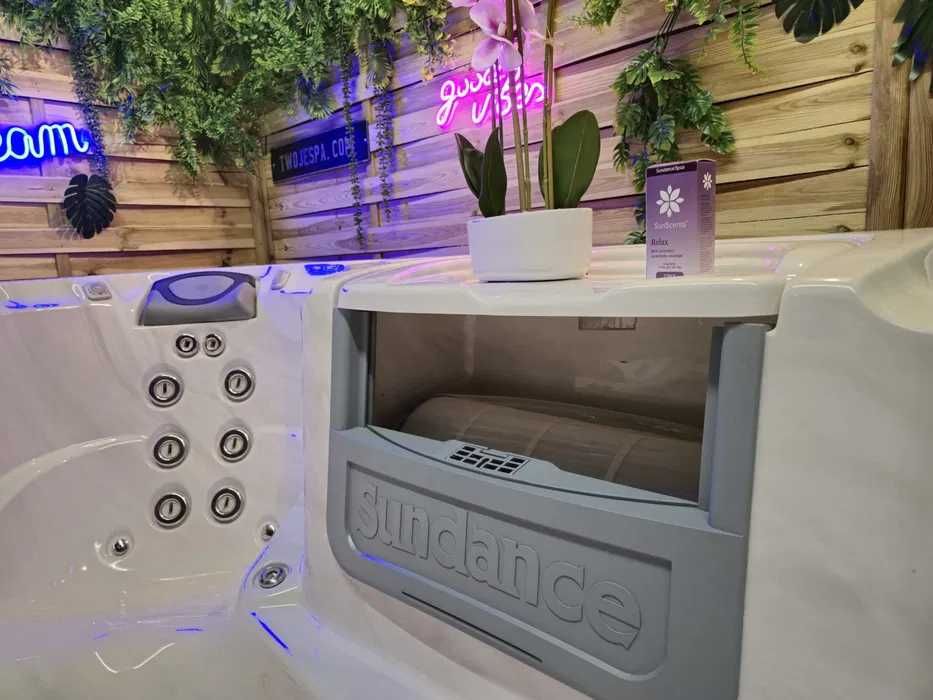 Luksusowe jacuzzi ogrodowe idealne na zime Sundance 880 Maxxus raty !