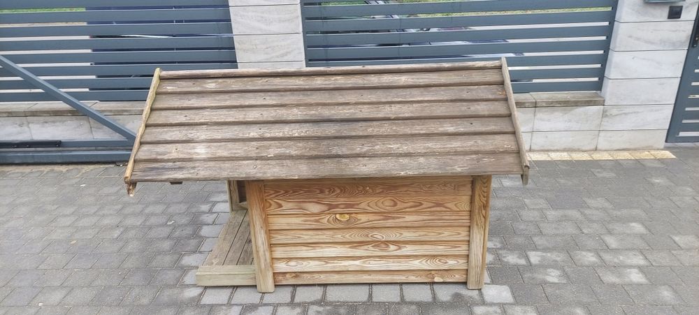 Buda dla  dużego psa