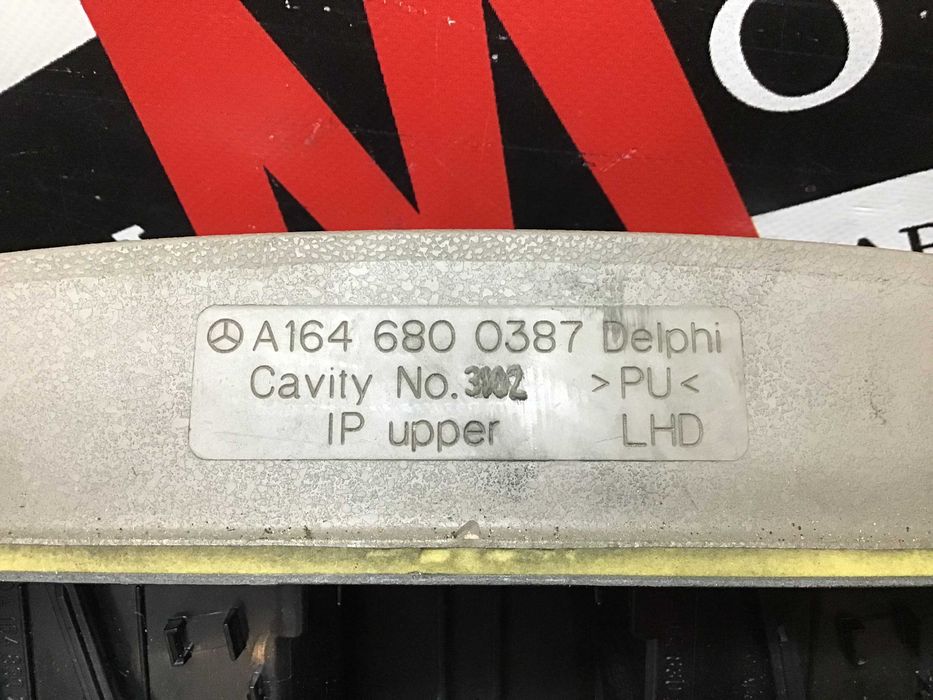 Торпеда панель салона Mercedes W-164 A1646800387