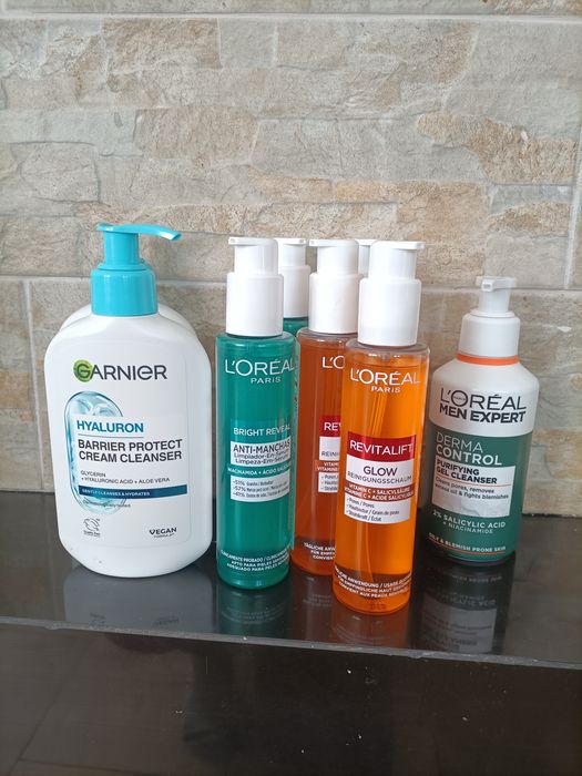 Kosmetyki damskie i żel męski