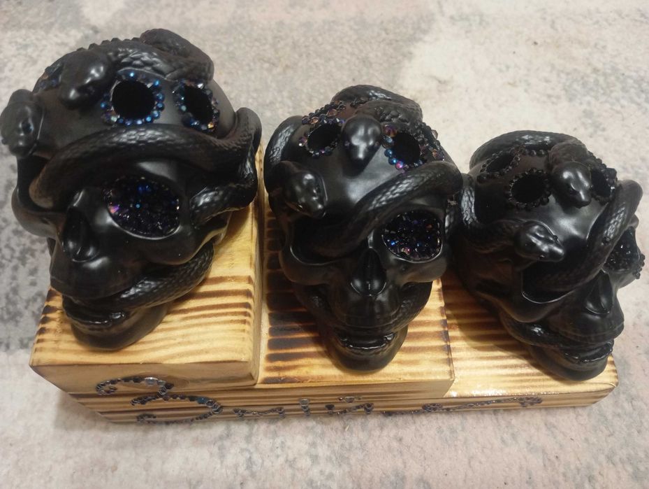 Подарунок ЗСУ  - кашпо, череп, пенал, подставка канцелярская, декор