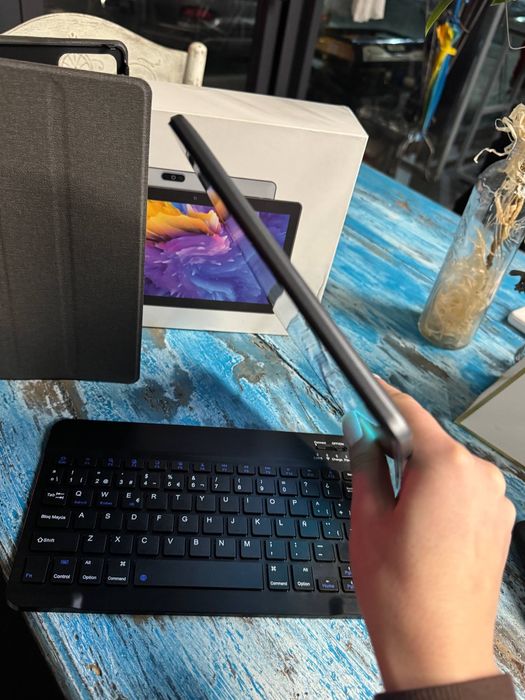 Новый планшет с памятью на 256