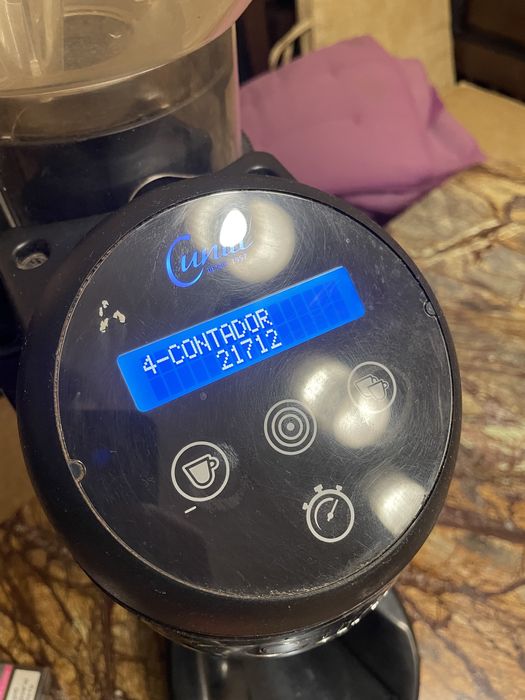 Кавомолка Cunill, професійна