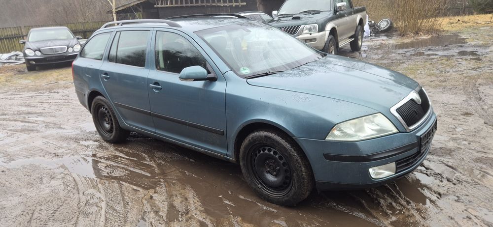 Skoda octavia 2 cześci