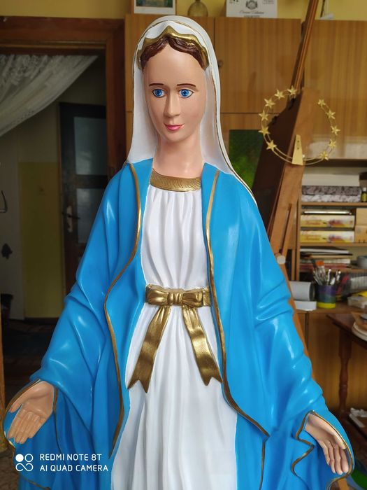 Renowacja figurek gipsowych.