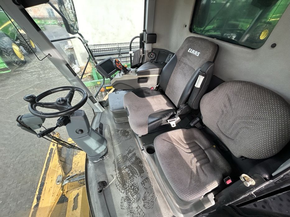 Комбайн Claas Cat Lexion 740