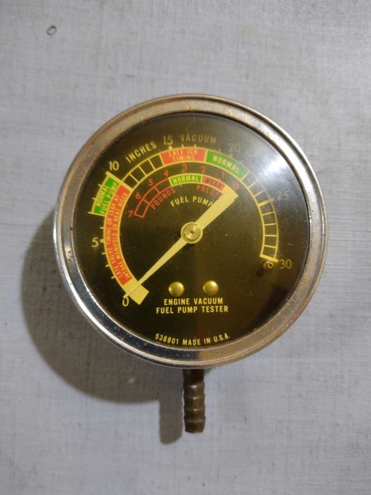 Stary wakuometr, próbnik pompy paliwa, produkcja USA