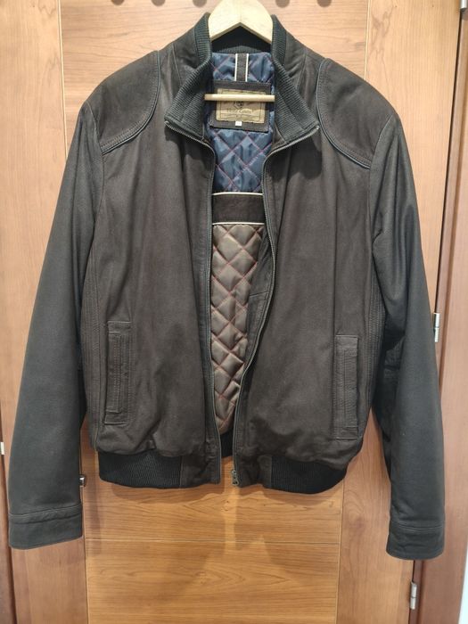 Blusão de Couro novo