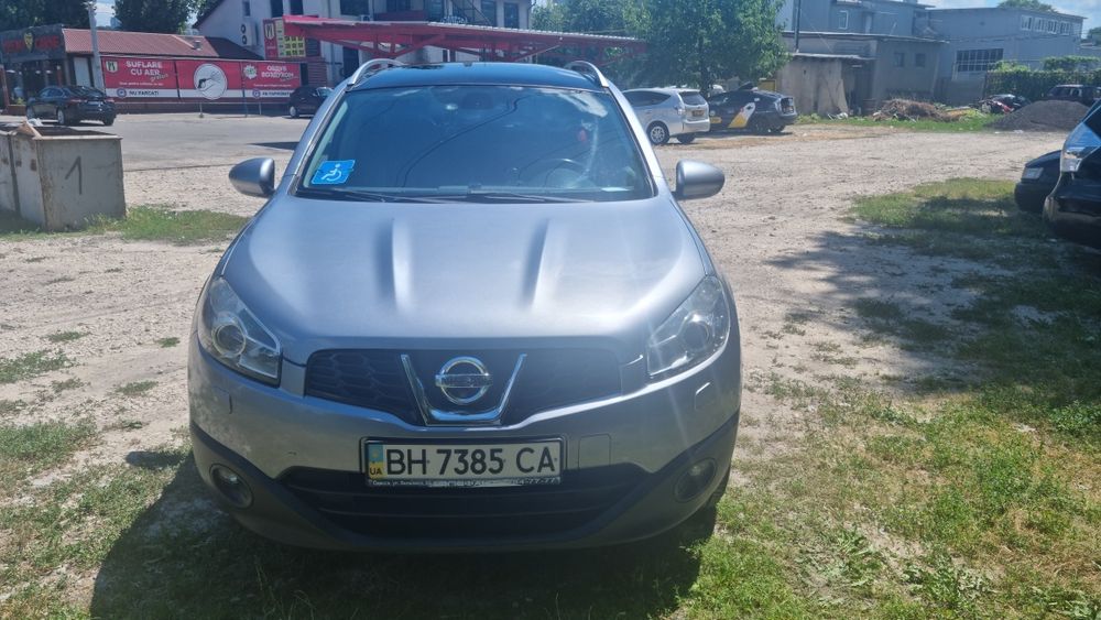 Nissan Qashqai+2