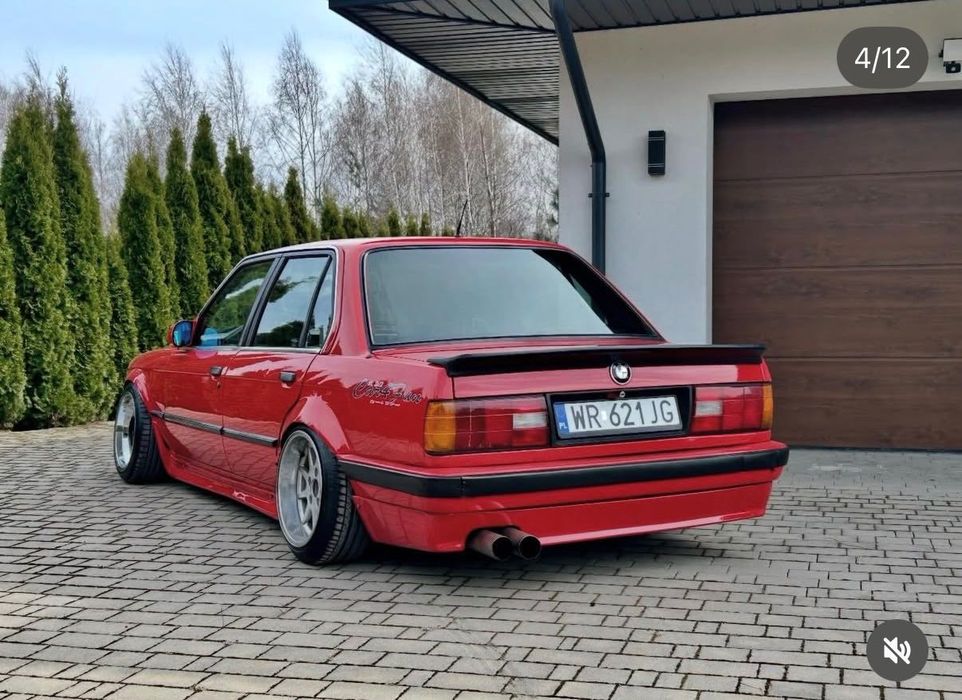 BMW E30