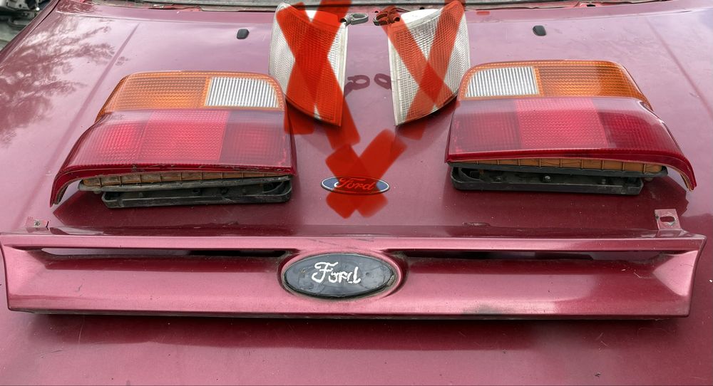 Лівий фонар стоп ліхтар Ford Orion Escort Форд Оріон Ескорт 1992 року