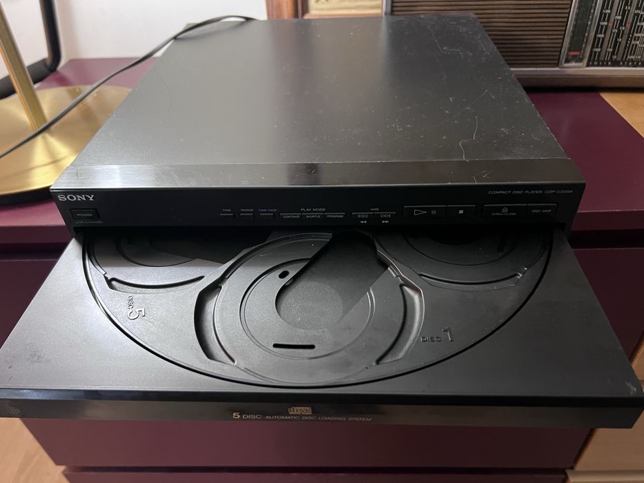 Trocador de CD Sony 5 discos CDP-C301M fabricado no Japão