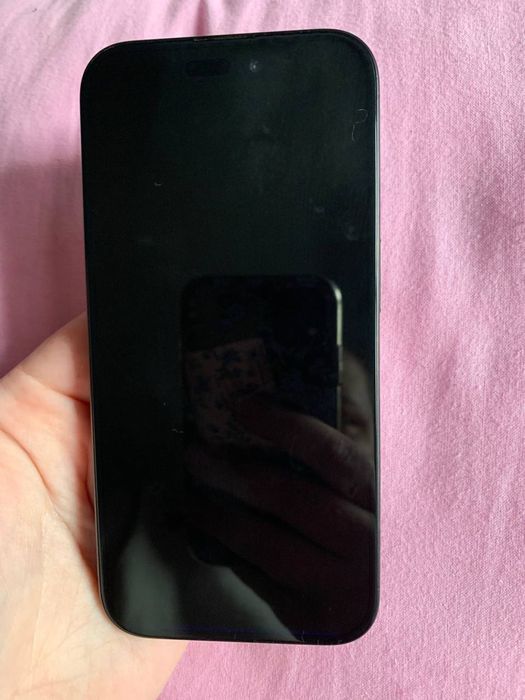 Продам Iphone 15 pro