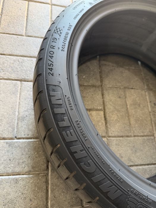 245/40 r 19 Michelin run flat 1шт.