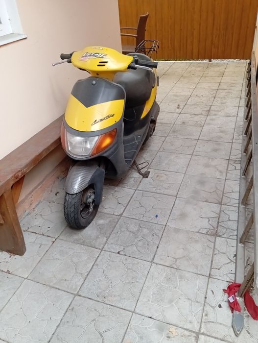 Мопед  Suzuki  Lets