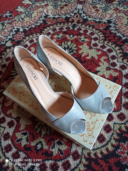 Skórzane buty Lasocki