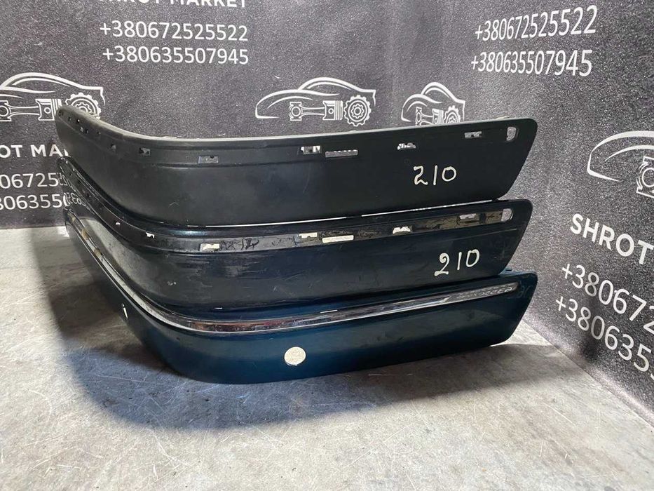 Накладка молдинг переднього бампера Mercedes W210 A2108851521