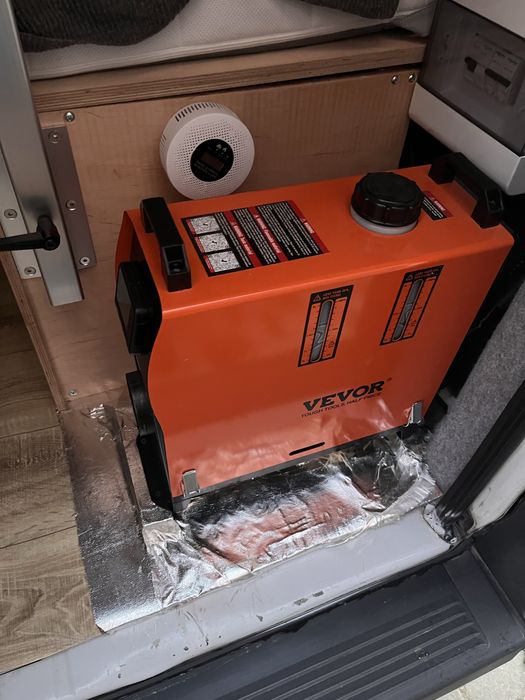 Nagrzewnica Vevor 12-24V 8kw