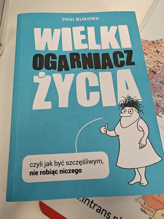 Wielki ogarniacz życia, Pani Bukowa