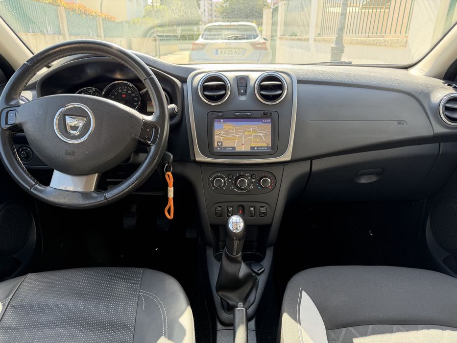 Dacia Sandero Stepway 2016
