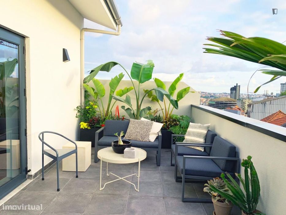 Apartamento com 2 quartos - localizado em Bonfim Porto