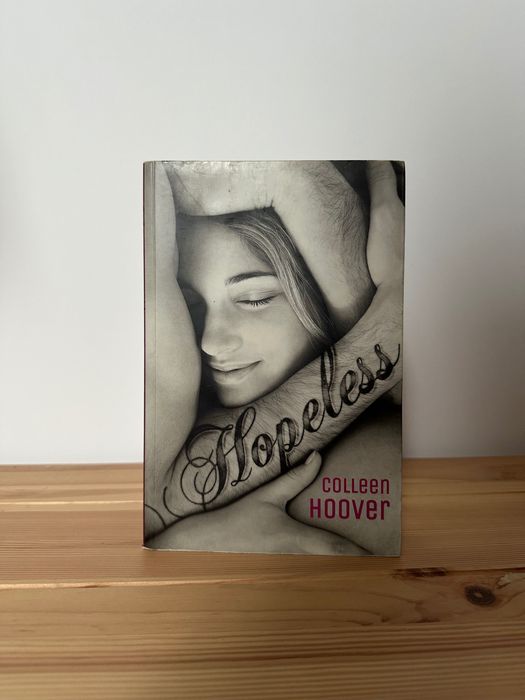 Colleen Hoover "Hopeless"