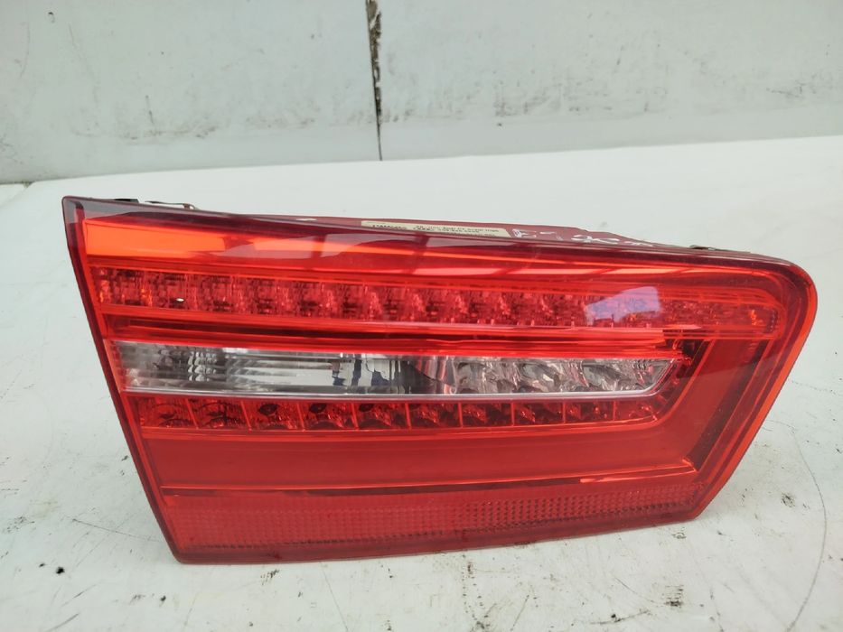 Farolim da mala esquerdo AUDI A6 Avant (4G5, 4GD, C7)