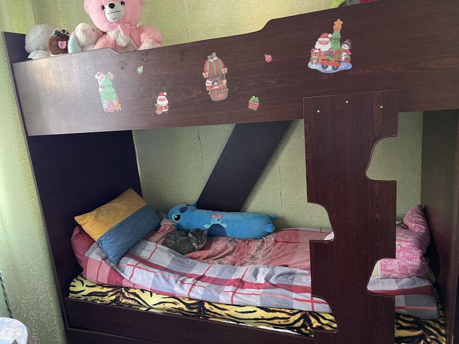 Кровать двухьяросная