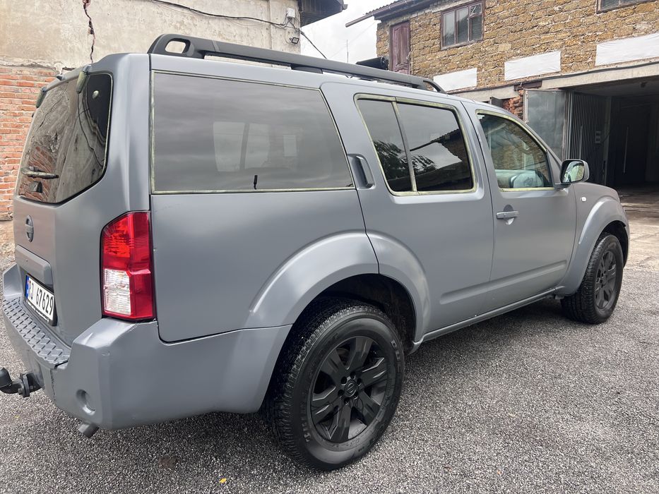 Nissan pathfinder r51