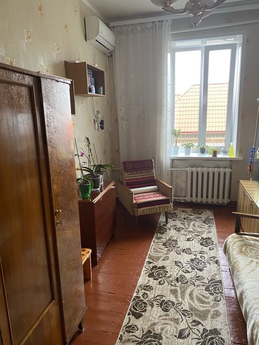 Продам 2 суміжні кімнати у гуртожитку, Степова