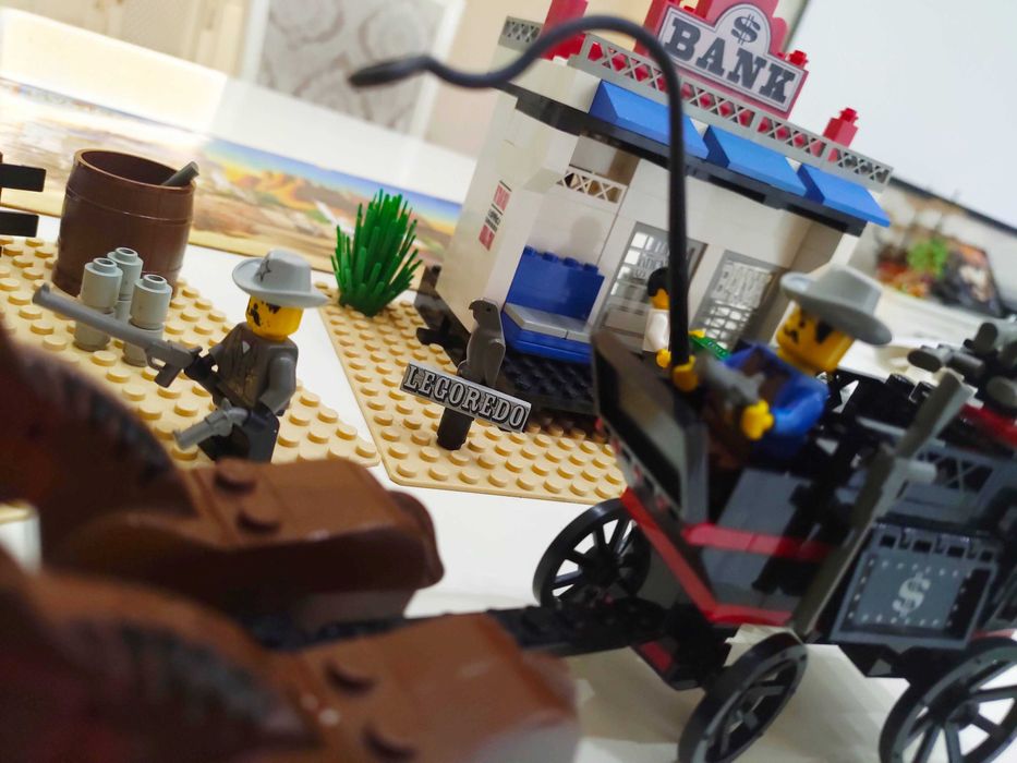 Колекціонеру 1996! Lego Western 6765 Cowboys Gold City Junction ковбої