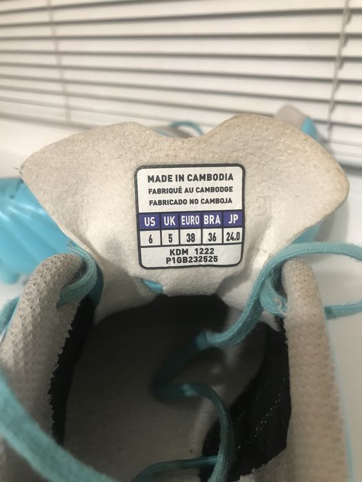 бутси  Mizuno кросівки 38