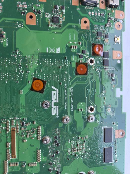 Uszkodzona płyta główna + procesor i5 gen 7 do laptopa ASUS K756UV T4274T