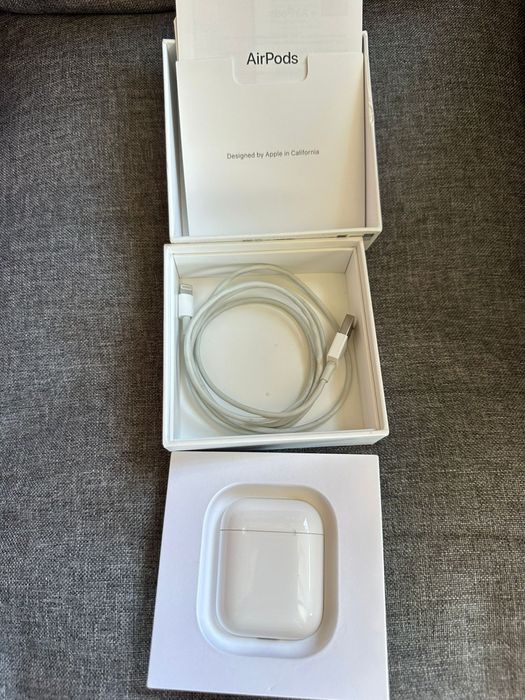 Apple AirPods 2 (A2031)